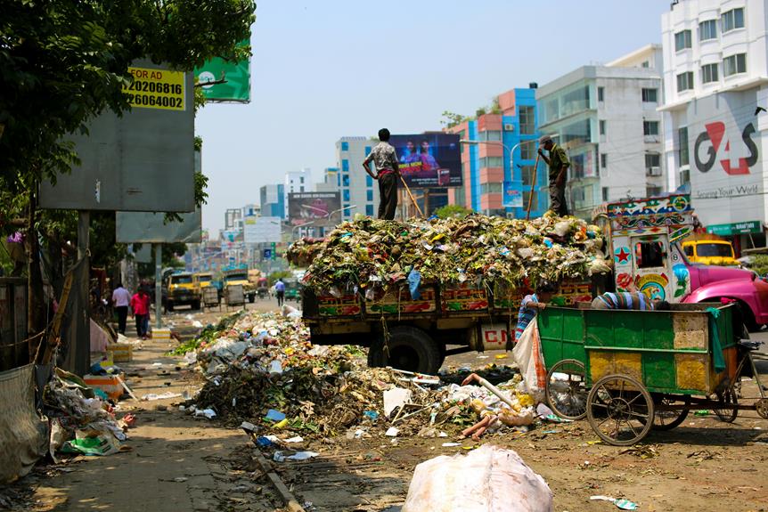 iot enhancing urban waste management